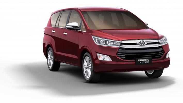 Toyota Innova Crysta ZX 7S AT