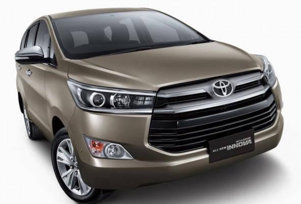 Toyota Innova Crysta VX 8S